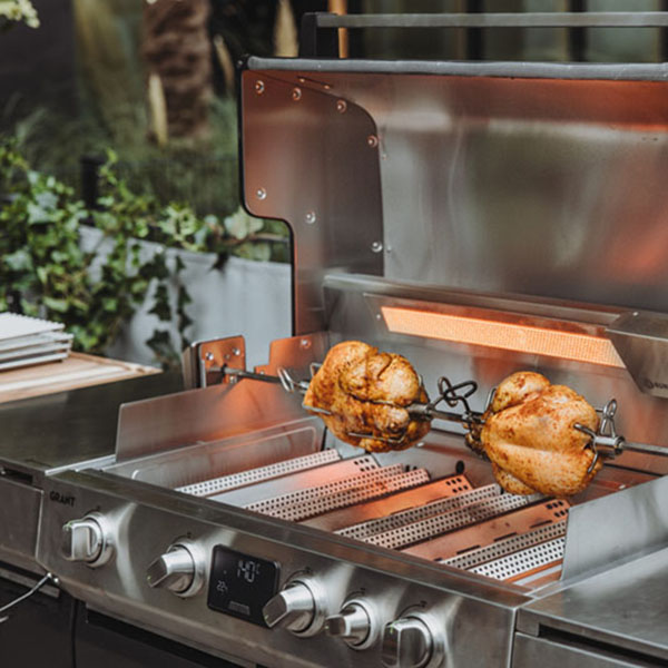 946369_Burnhard_JonesJr_1Brenner_Moodfoto50_HiRes_web_vorschau